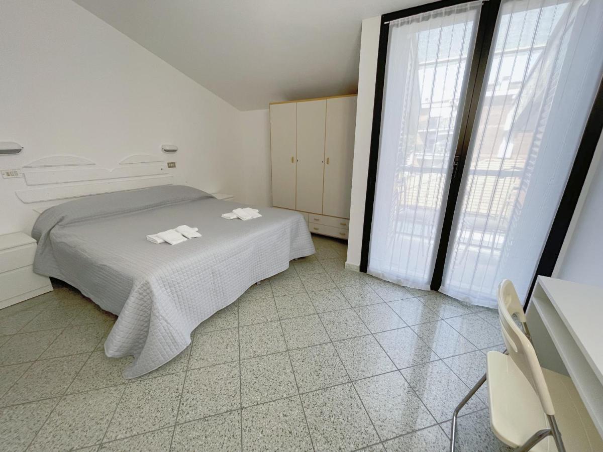 Hotel Abay Rimini Eksteriør billede